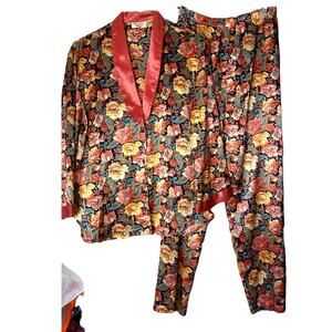 Vintage Victorias Secret Gold Label Pajamas Floral Colorful Paisley Size Small